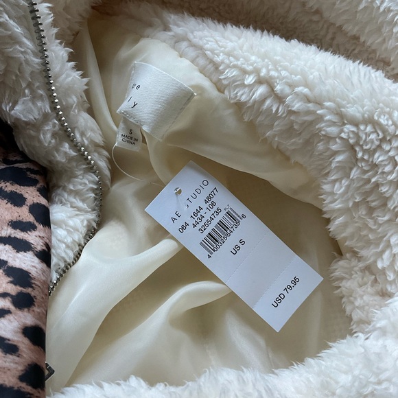 🆕AE Studio Polar Fleece Snap Front Jacket Cream - Picture 5 of 8